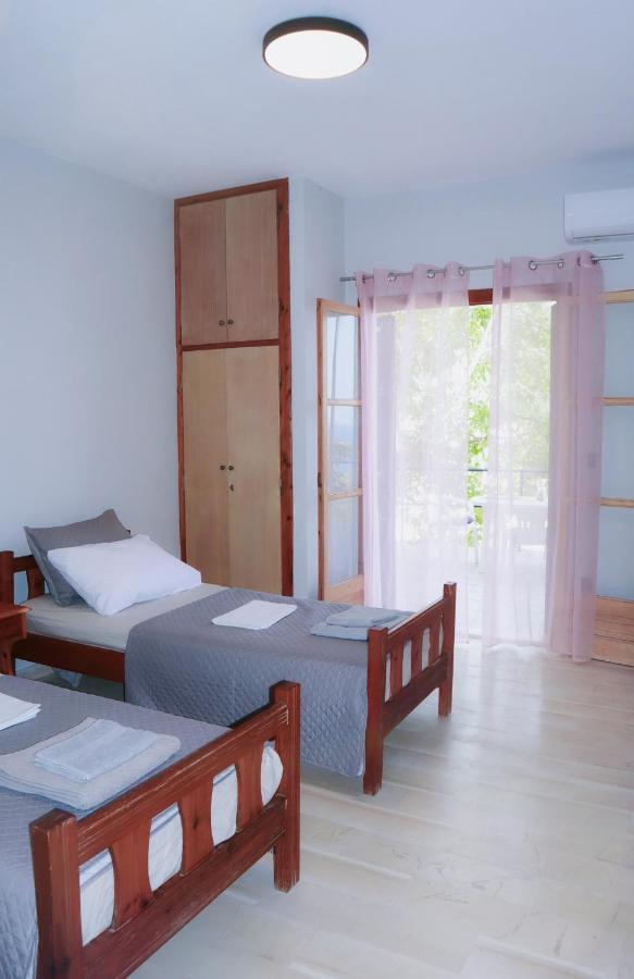 Kaminaki Seaview Apartments Katavolos ภายนอก รูปภาพ